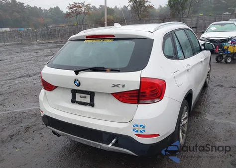 2015 BMW X1 xDrive28I z USA, uszkodzony, nr VIN WBAVL1C52FVY29722
